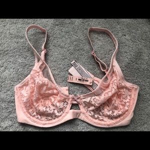 NWT PINK LACE BRA VICTORIA’S SECRET SIZE 32DD